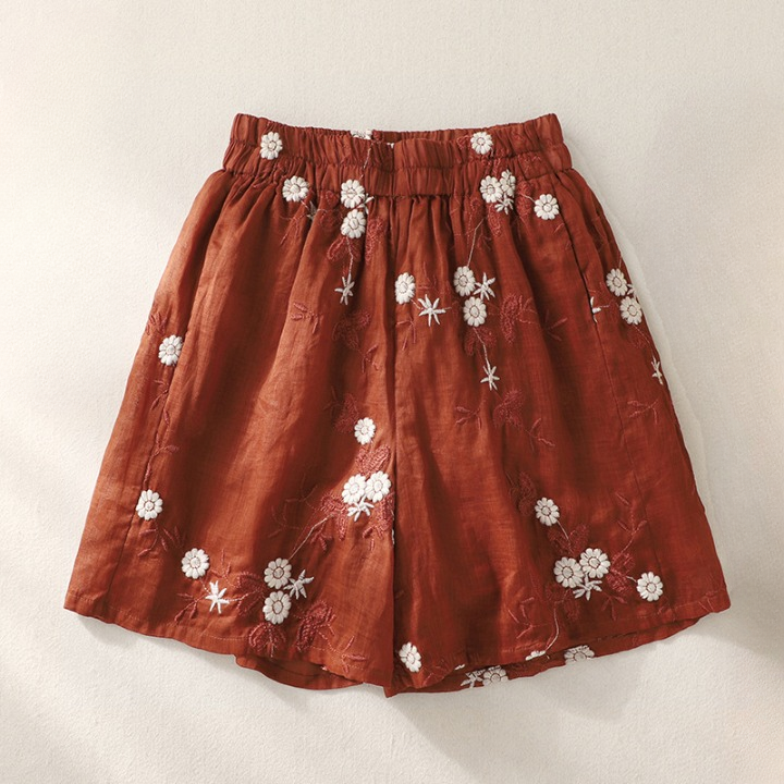 Women’s Embroidered Linen Blend Shorts