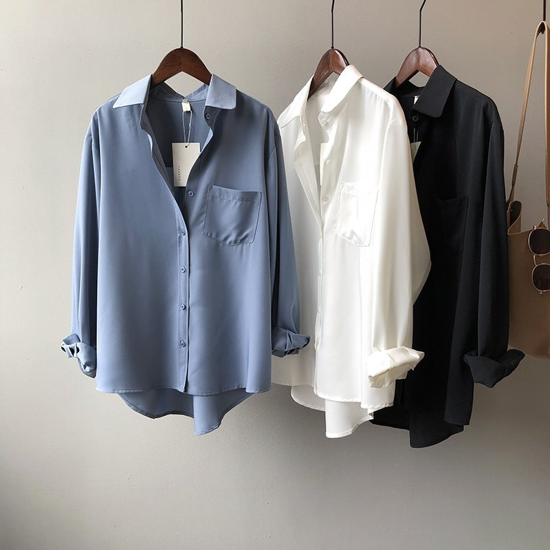 Women’s Relaxed Lightweight Button-Up Shirt