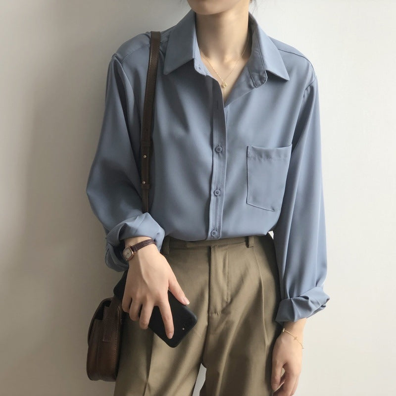 Women’s Relaxed Lightweight Button-Up Shirt