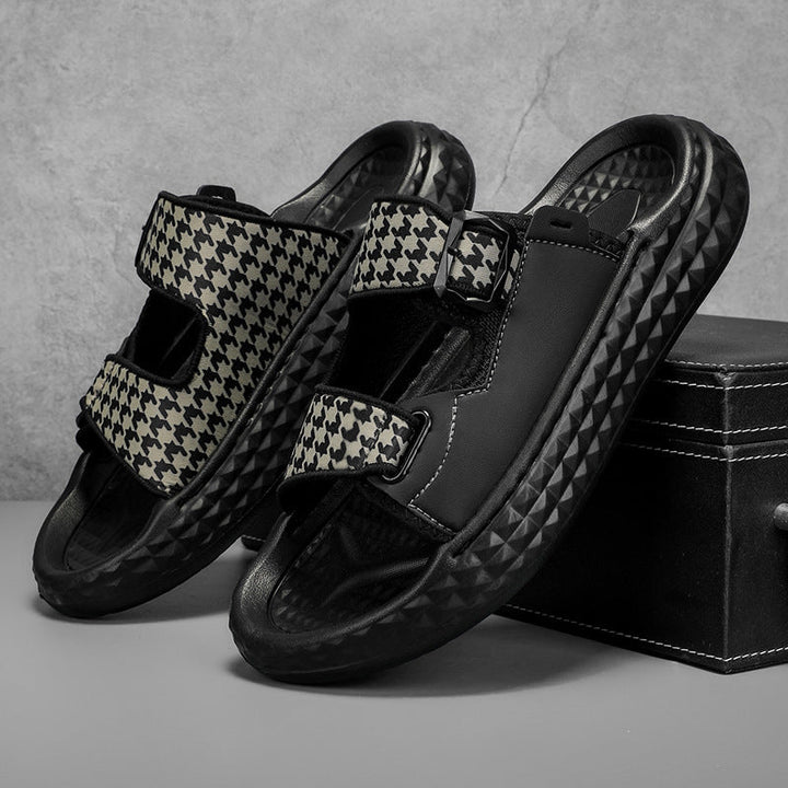 Men’s Houndstooth Comfort Slides – Adjustable Buckles & Cushioned Sole
