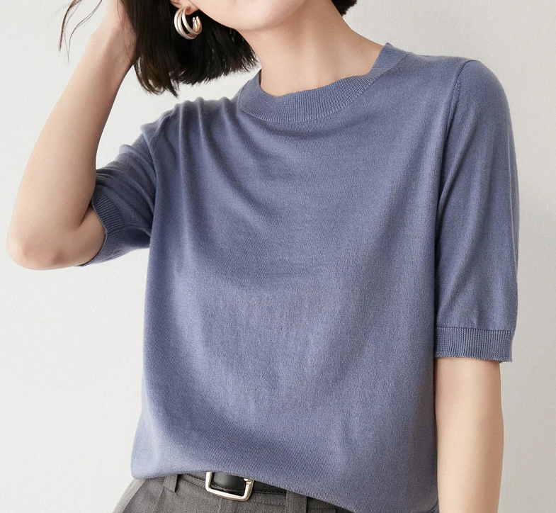Women's Knit Crew Neck Pullover Top