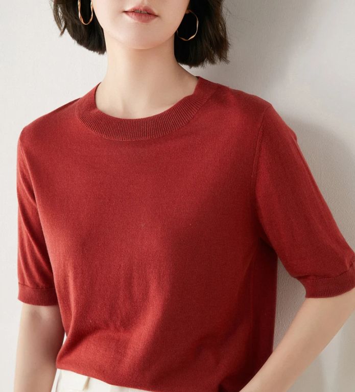 Women's Knit Crew Neck Pullover Top