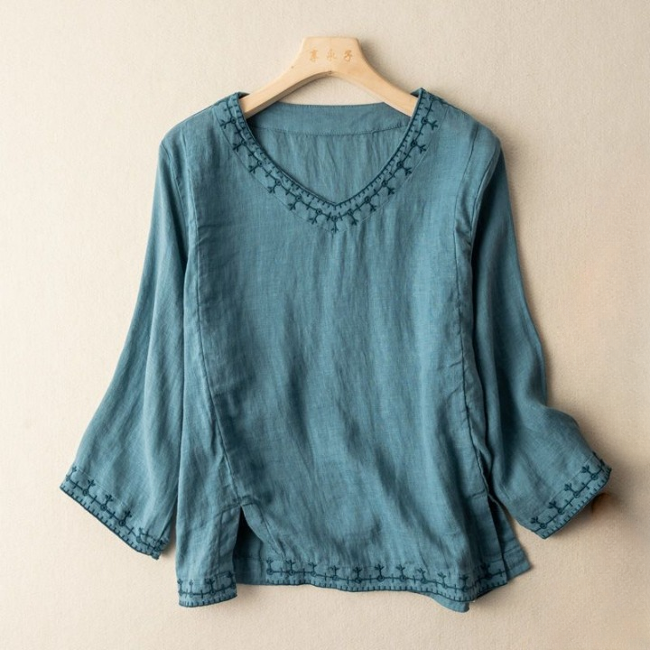 Women’s Vintage Embroidered Cotton V-Neck Boho Blouse