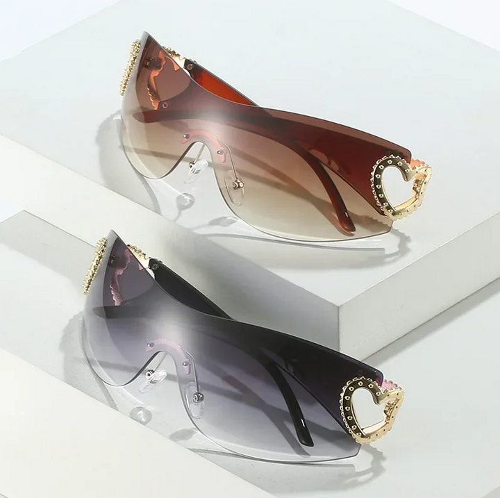Women's Heart Rhinestone UV400 Lightweight Sunglasses